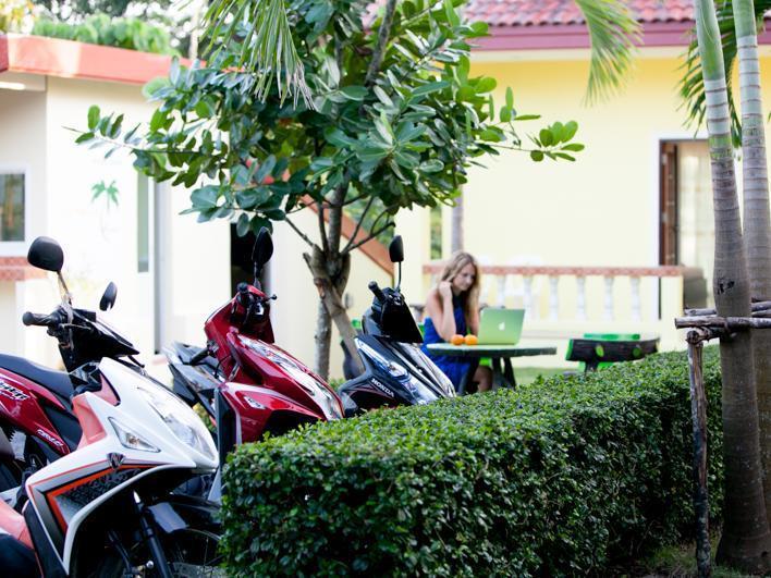 Lucky Lek Resort Rawai Exterior foto