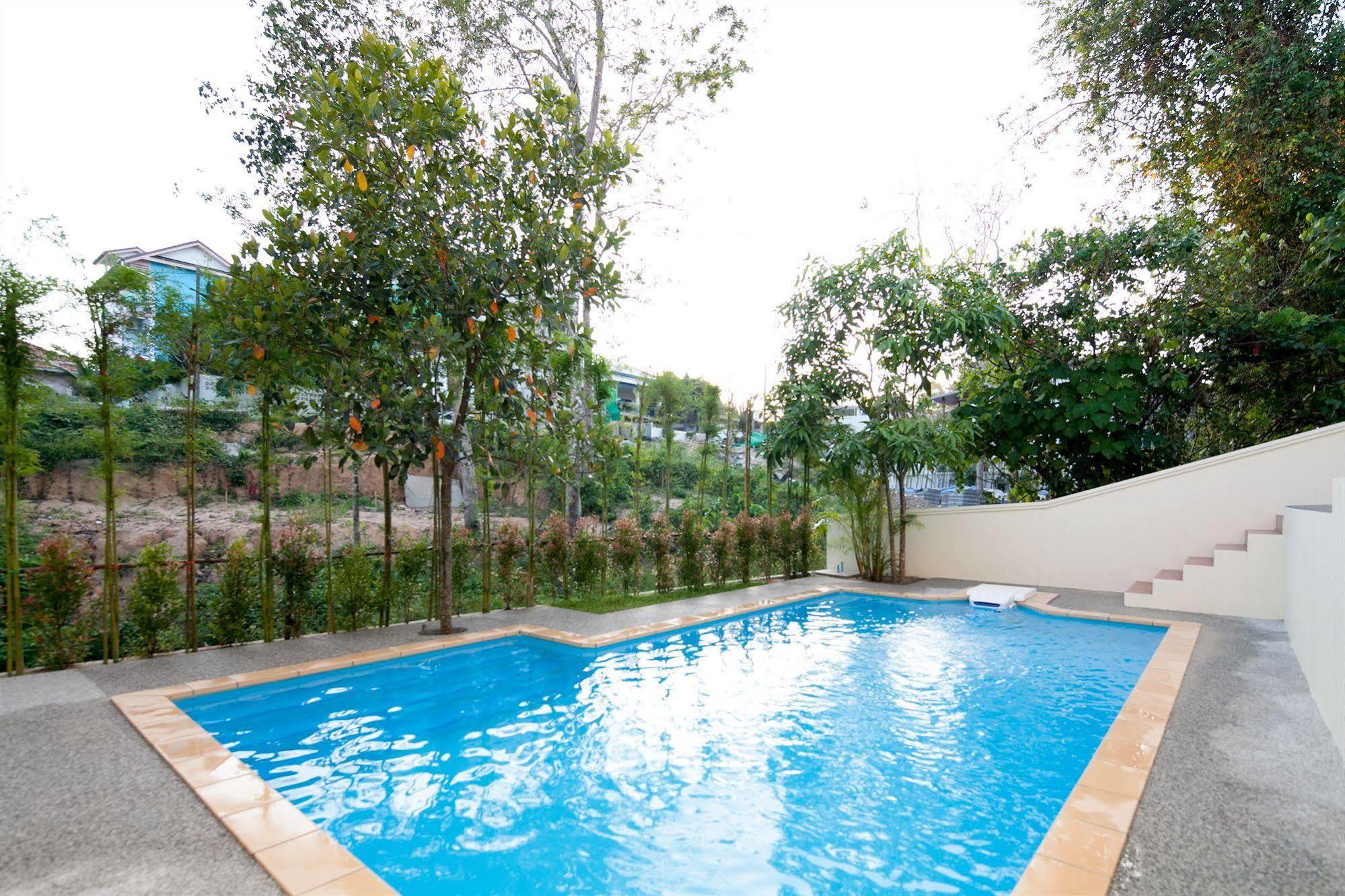 Lucky Lek Resort Rawai Exterior foto
